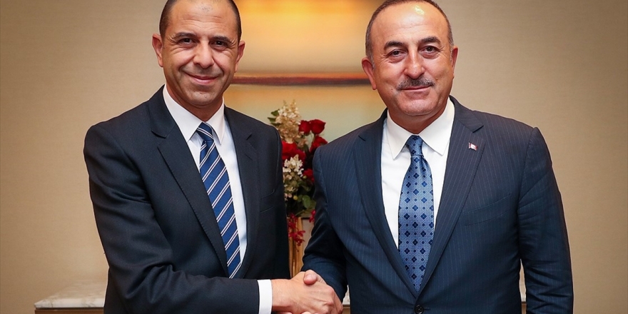Dışişleri Bakanı Çavuşoğlu KKTC'li Mevkidaşıyla Görüştü