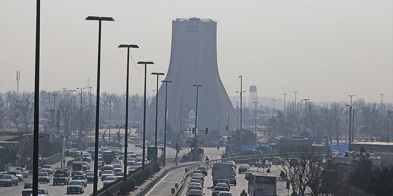 Tahran'da "Kıyamet Gibi" Bir Deprem Riski Uyarısı