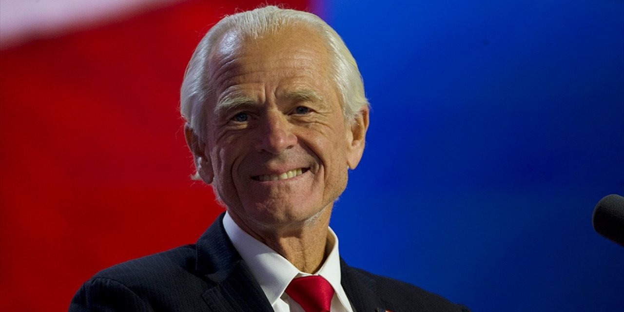 Trump'ın Kıdemli Danışmanı Navarro'dan, Kendisine "Geri Zekalı" Diyen Musk'la "Aramız İyi" Mesajı