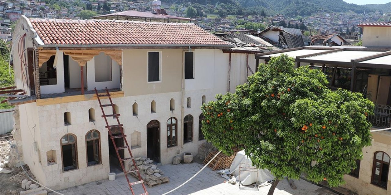 Hatay'ın Depremde Hasar Gören Tıbbi ve Aromatik Bitkiler Müzesi Restore Ediliyor