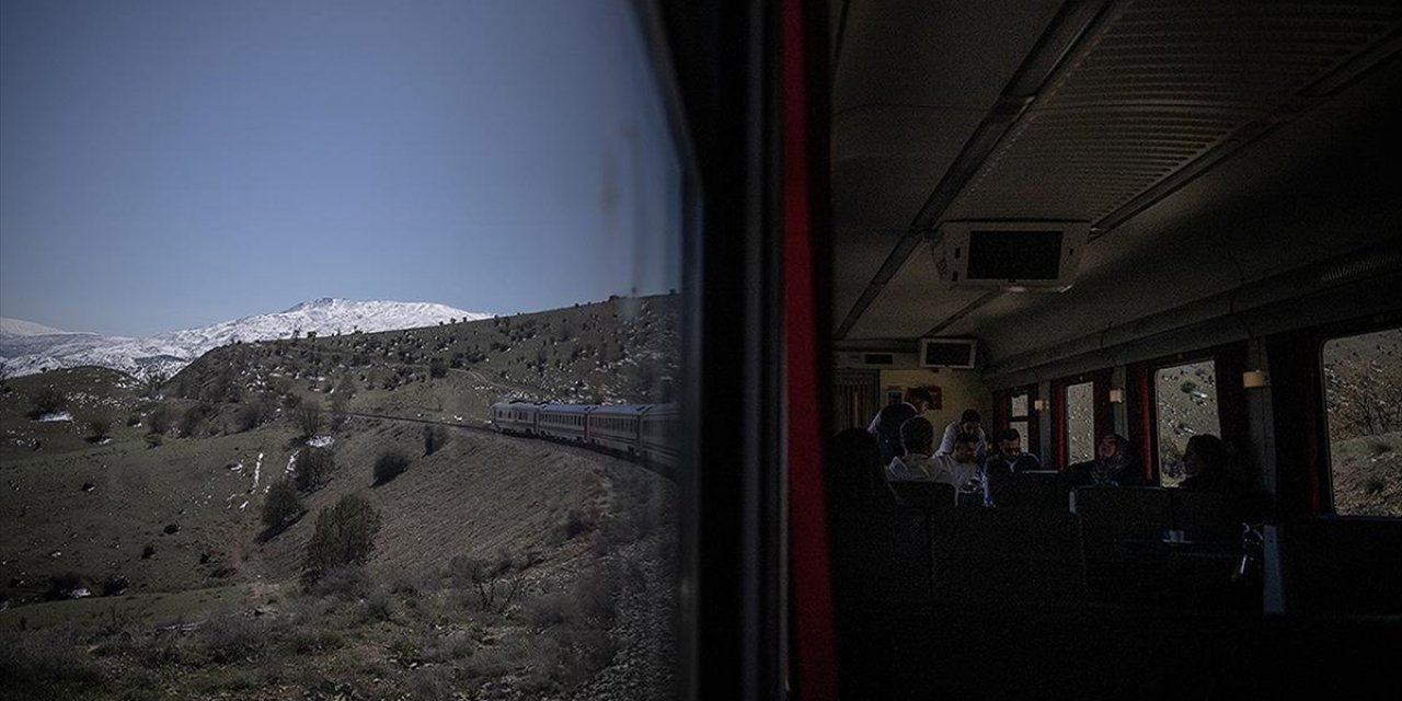"Turistik Diyarbakır Ekspresi" Sezonun İlk Seferini Tamamladı