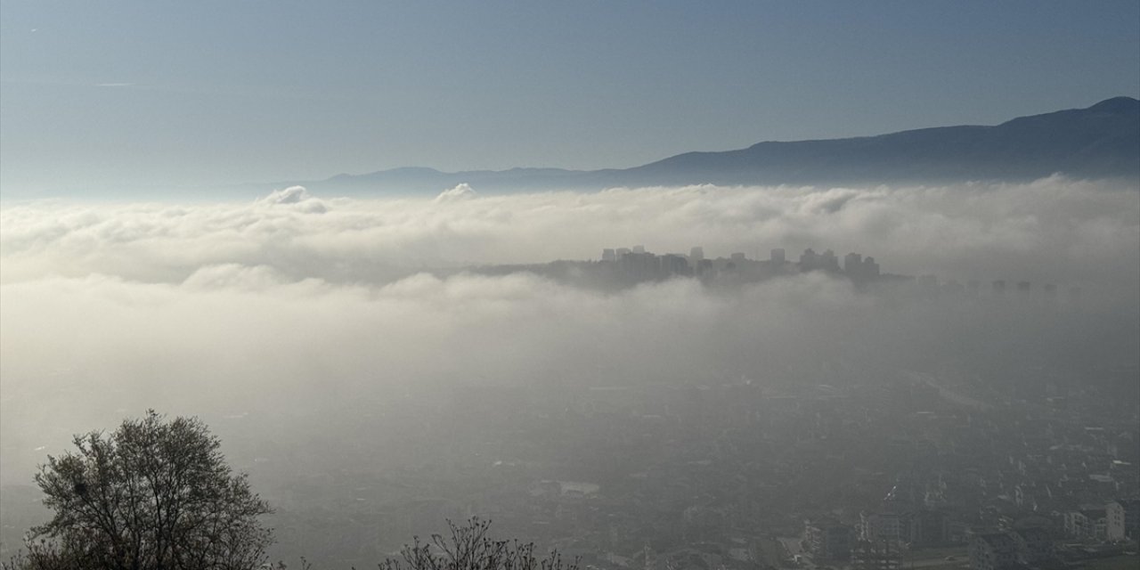 Kocaeli'de "Sis Denizi" Etkili Oldu