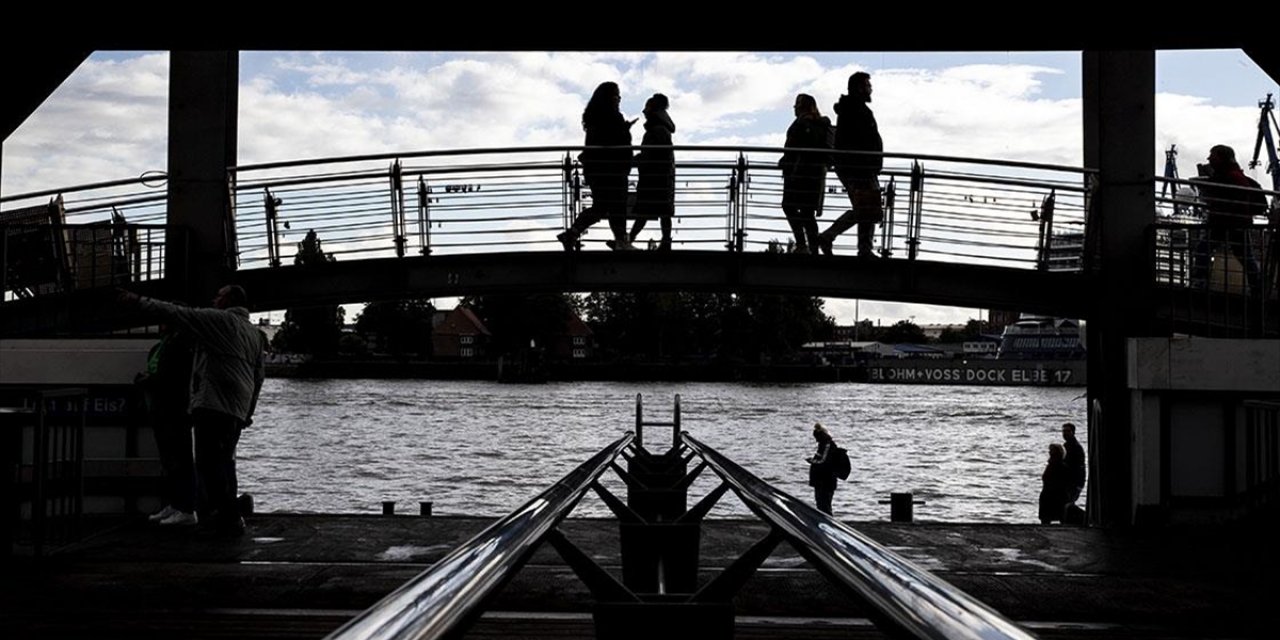 AB'de Genç İş Gücünün Azalması ve Nüfusun Yaşlanması Sosyal Sistemleri ve Ekonomik Büyümeyi Tehdit Ediyor