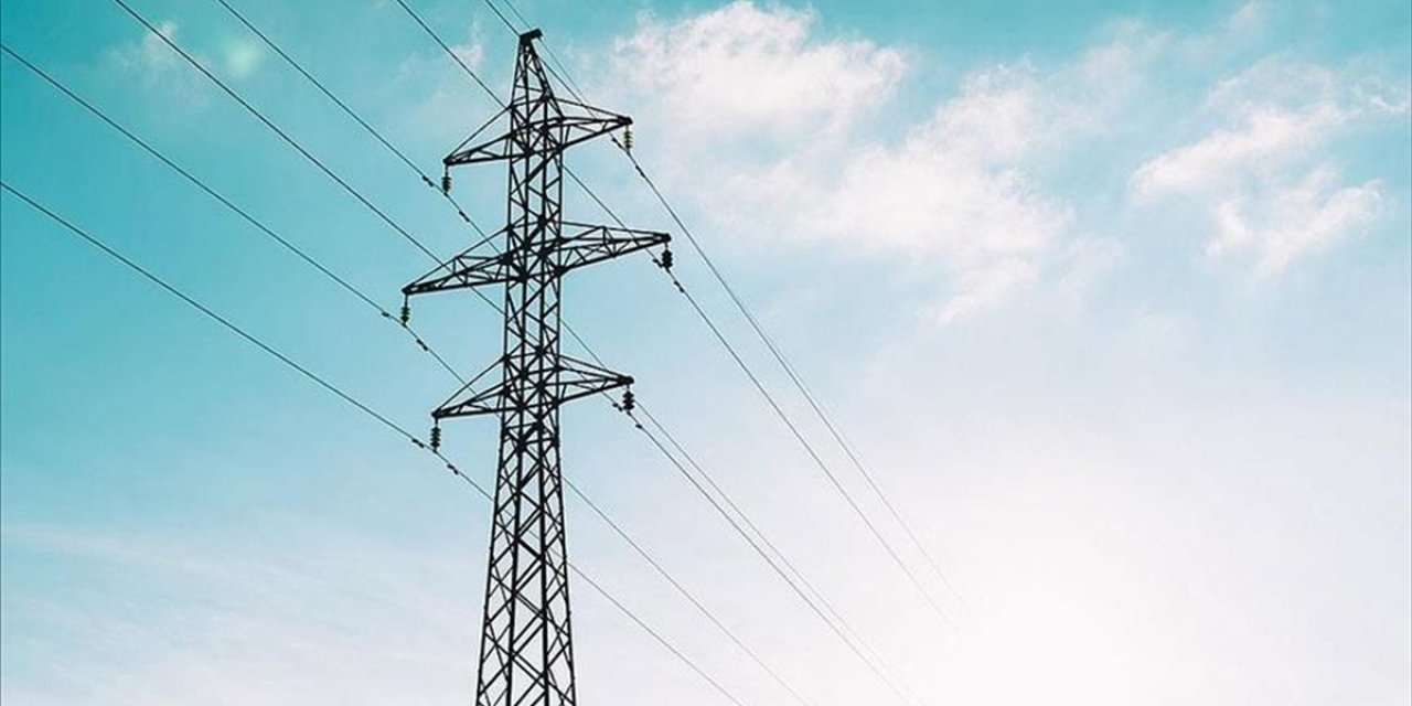 Shura Enerji Dönüşümü Merkezi: 2024'te Elektriğin Yüzde 46'sı Yenilenebilir Kaynaklardan Sağlandı