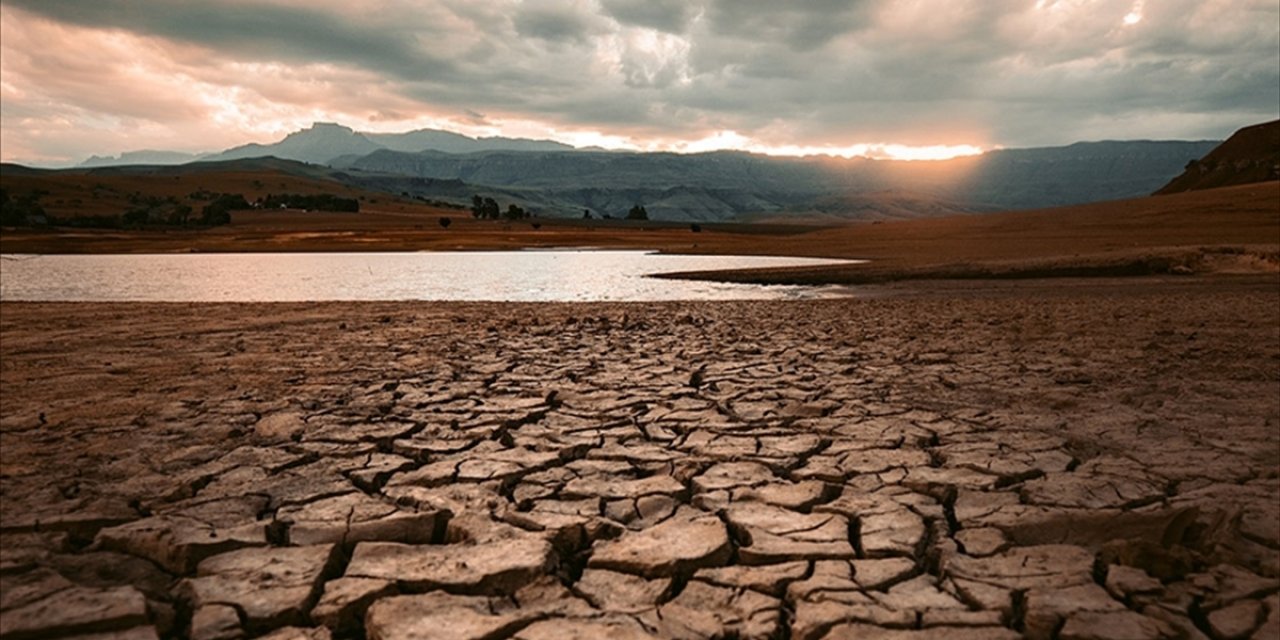 "İklim Kırbacı" Doğayı Zorluyor