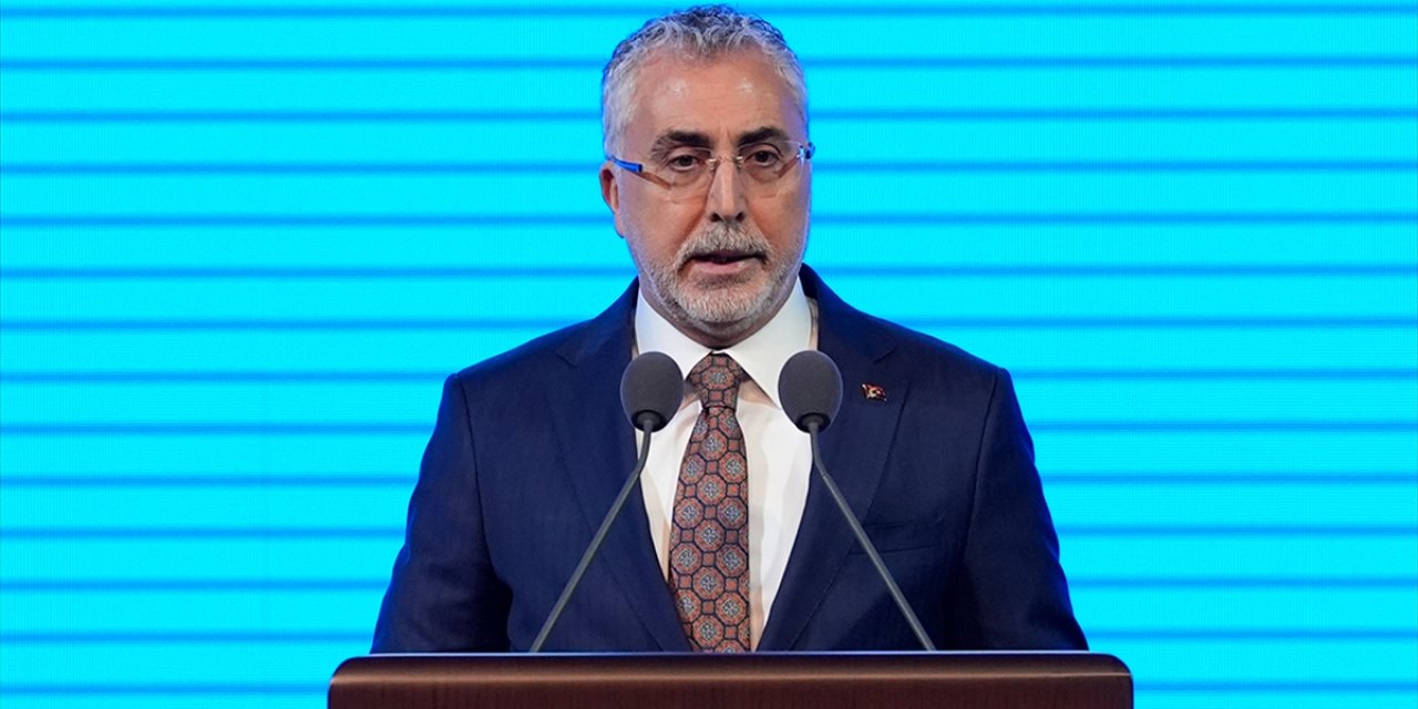 Çalışma ve Sosyal Güvenlik Bakanı Işıkhan: İşkur Aracılığıyla Son 3 Yılda 445 Bin 572 Kişiye Staj Desteği Sağladık