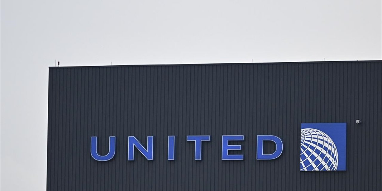 United Airlines'dan İki Senaryolu Kar Tahmini