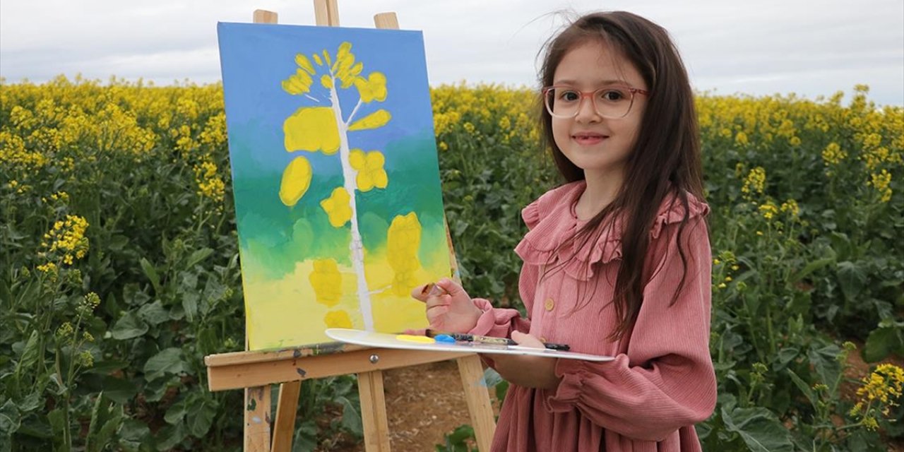 Tekirdağ'da 8 Yaşındaki Ressam İnci, Üçüncü Sergisine Hazırlanıyor