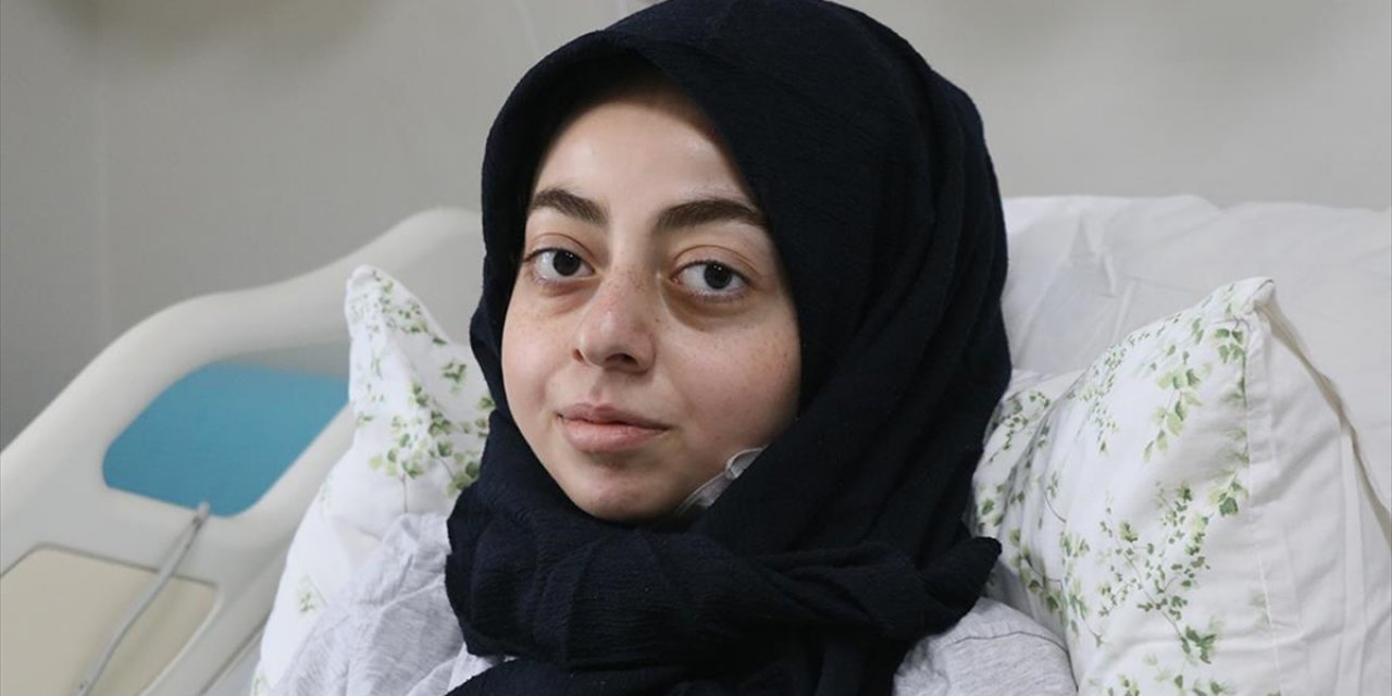 Hayatının Çoğunu Yapay Kalple Geçiren Genç Kız, Yeni Kalbine Kavuştu