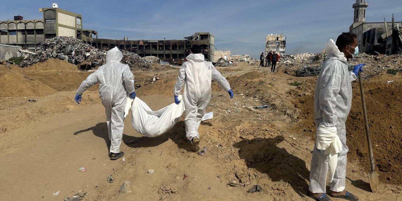 İsrail'in Öldürdüğü Filistinli Sağlıkçıların Otopsi Detayları Ortaya Çıktı