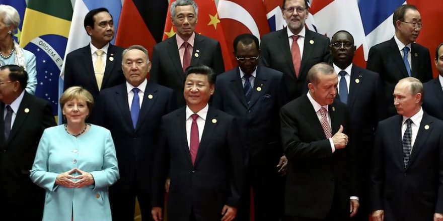 Berat Onur yazdı: Küreselleşme Partisi