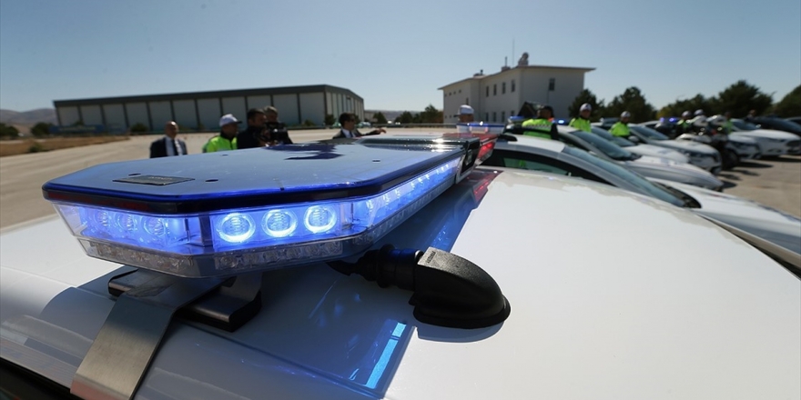 Kamuda 'Çakar Lamba' Kullanımına Uygulamalı Tanıtım