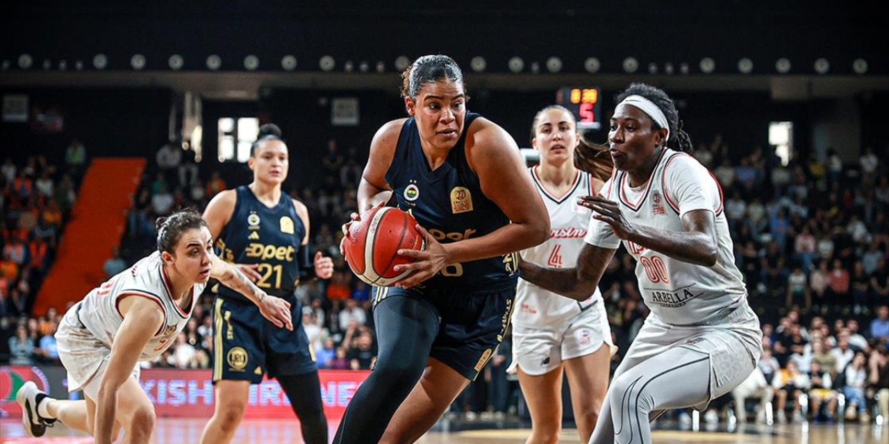 Fenerbahçe Opet, Ing Kadınlar Basketbol Süper Ligi'nde Şampiyon Oldu