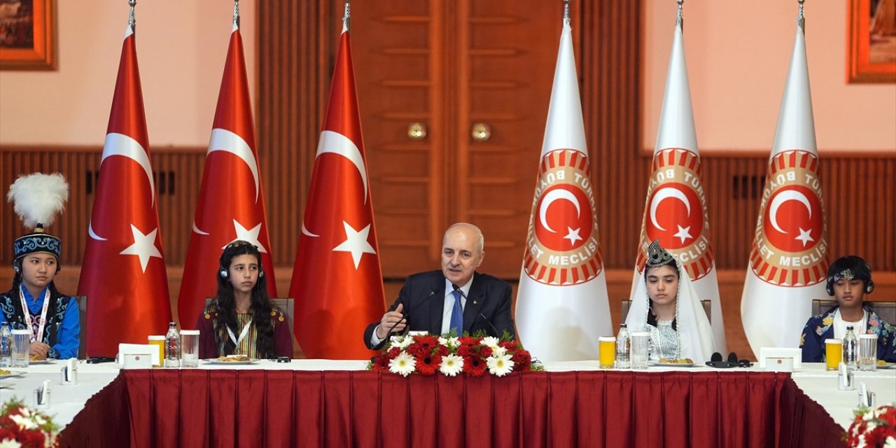 TBMM Başkanı Kurtulmuş, Dünya Çocuklarını Kabul Etti