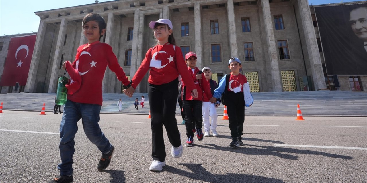TBMM'de Çocuk Sesleri Yükseliyor