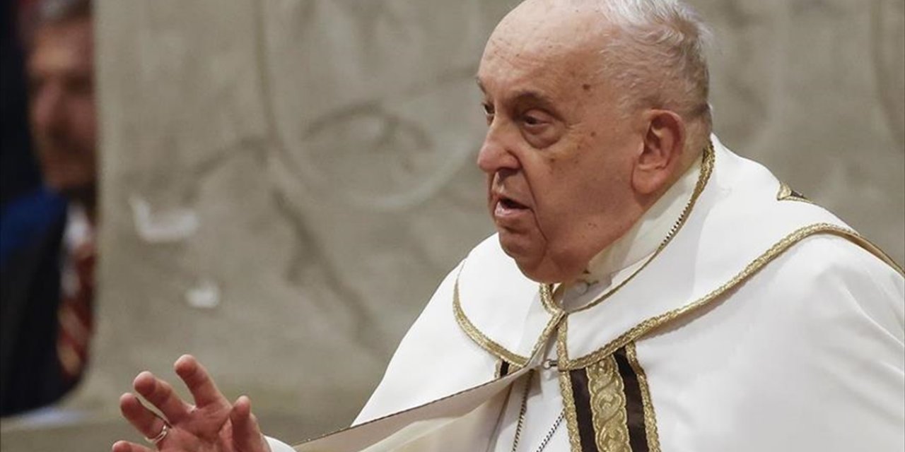 Katolik Kilisesi'nde Farklı Yaklaşımlarıyla Dikkati Çeken Bir Papa: Franciscus