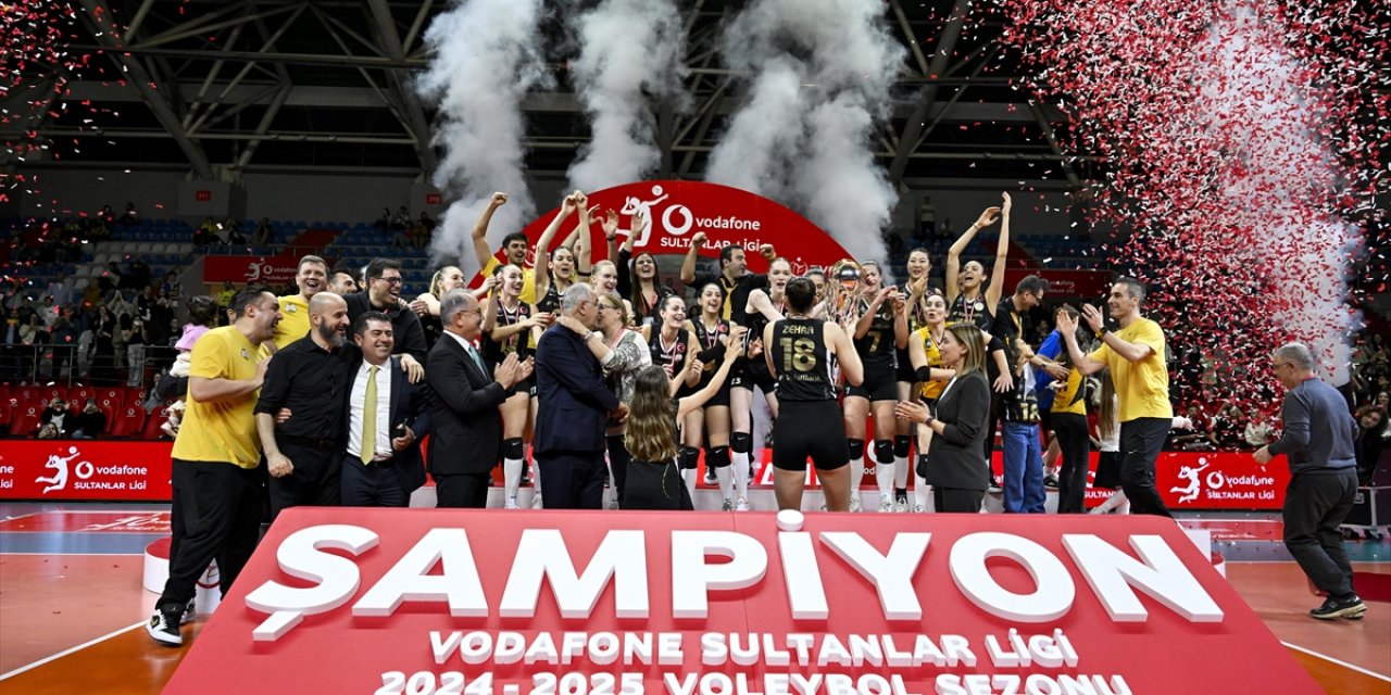 Vodafone Sultanlar Ligi'nde Şampiyon Vakıfbank