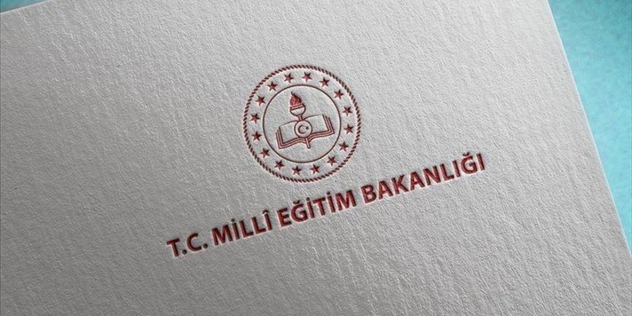 MEB, 23 Nisan'a Özel Hazırlanan "Gazete Çocuk"un İkinci Sayısını Yayımladı