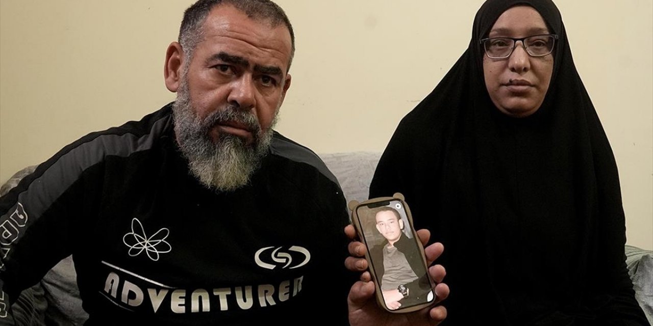 İsrail'in Cenin Kampında Evini Kışlaya Çevirdiği Filistinli Aile, Yuvalarına Dönmenin Hayalini Kuruyor