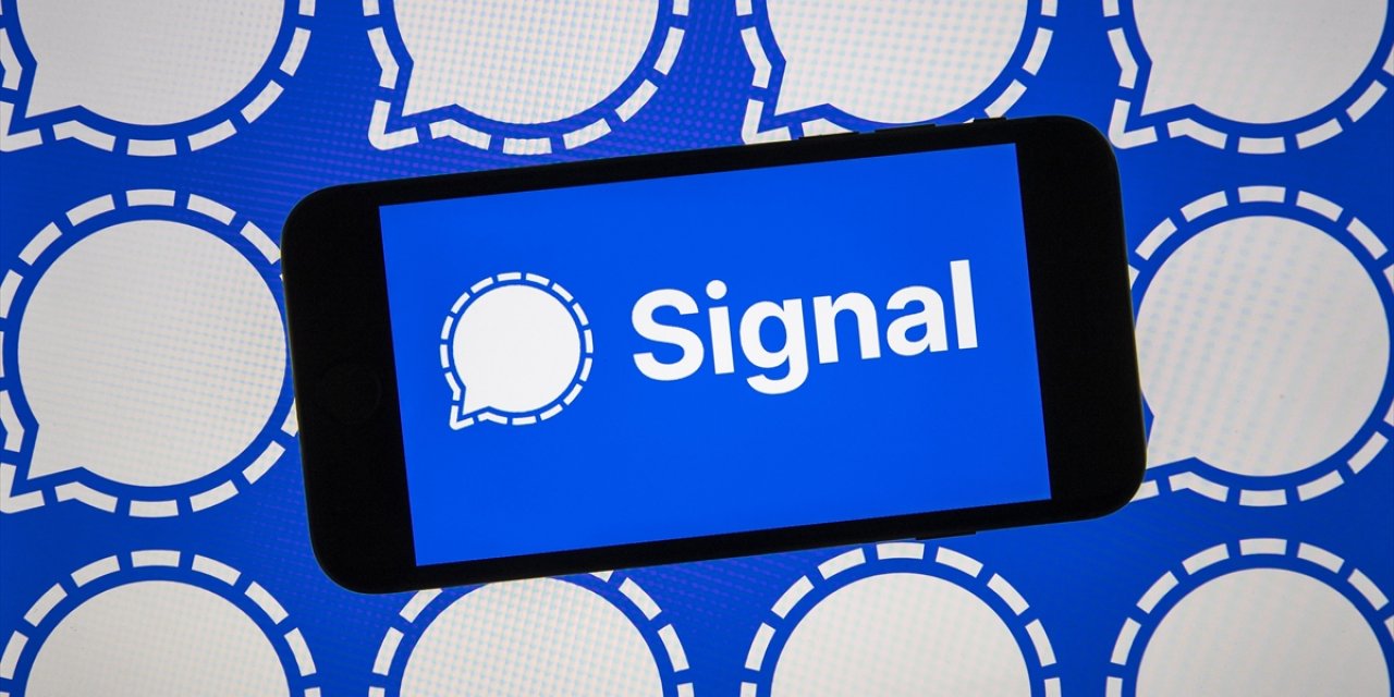 ABD Savunma Bakanı Hegseth'in Ofis Bilgisayarına Signal Uygulamasını İndirdiği İddia Edildi