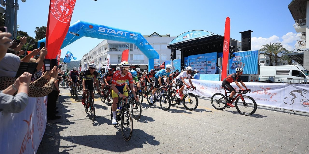 60. Cumhurbaşkanlığı Türkiye Bisiklet Turu'nda 2. Etabın Startı Verildi