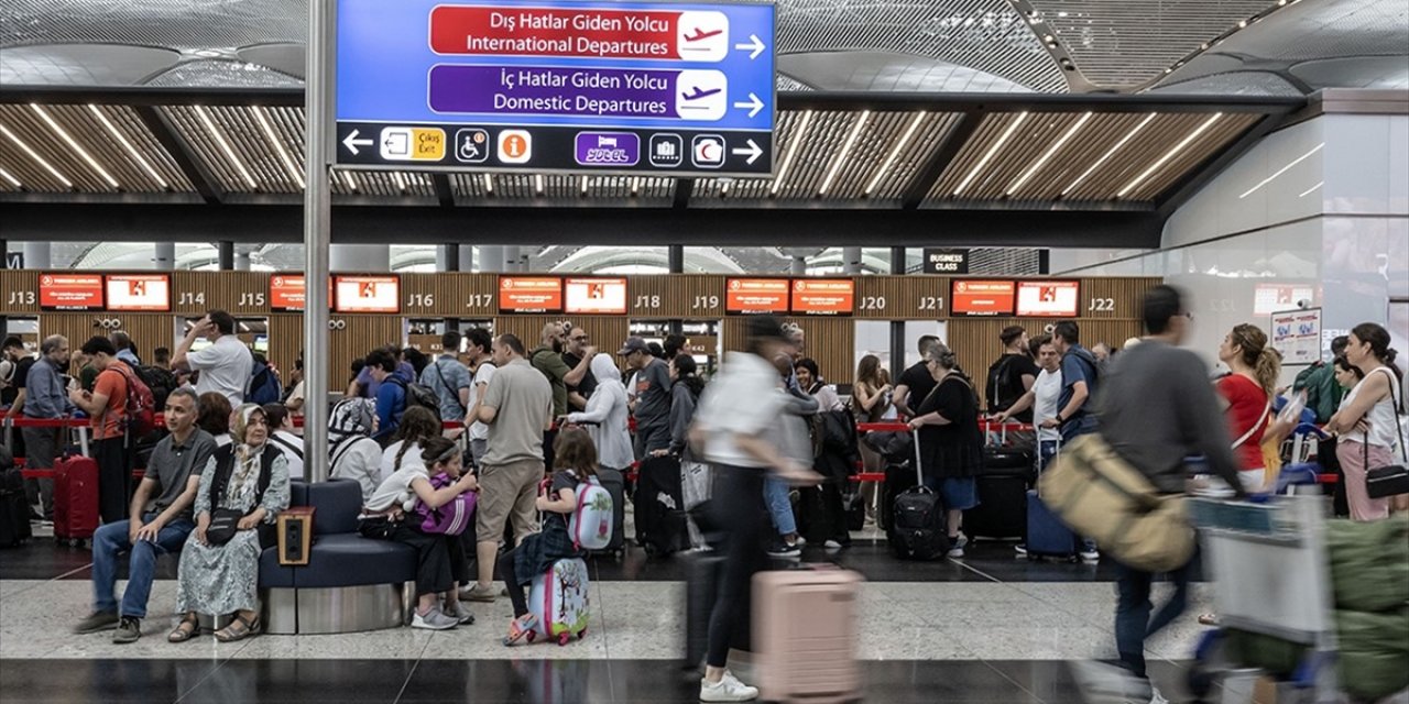 İstanbul Havalimanlarının Yolcu Sayısı İlk Çeyrekte 30 Milyona Yaklaştı