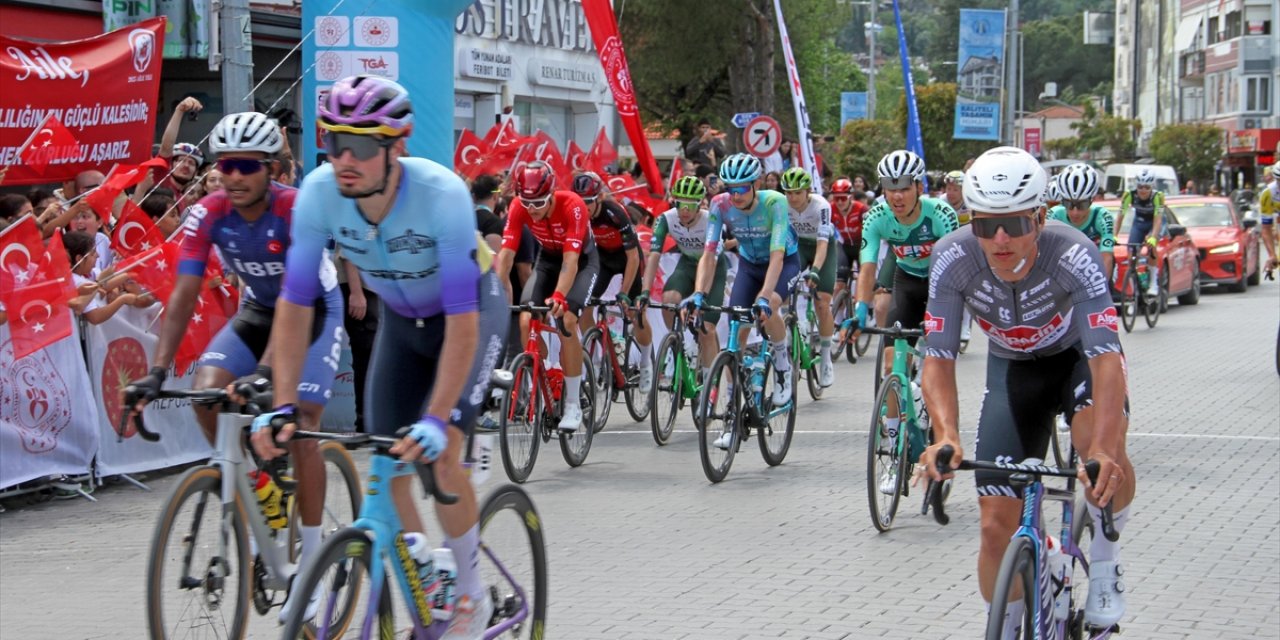 60. Cumhurbaşkanlığı Türkiye Bisiklet Turu'nda 3. Etabın Startı Verildi