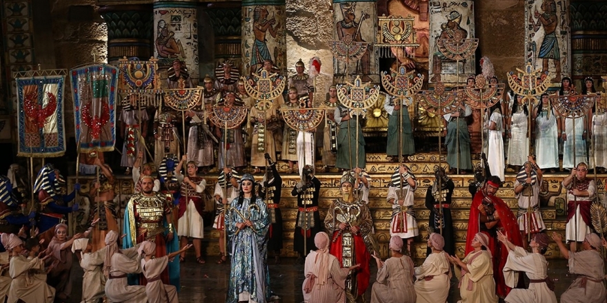 Opera Ve Baleye Rekor İlgi