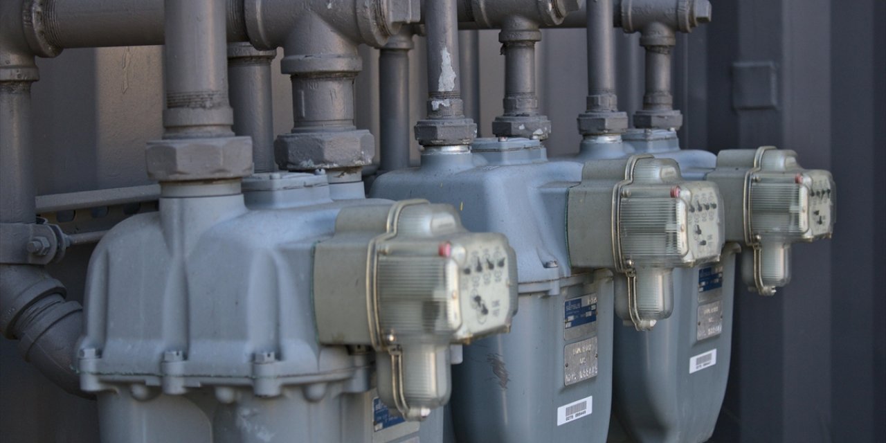 AB'nin Doğal Gaz İthalatı Yılın İlk Çeyreğinde Sabit Kalırken, Tüketim Azaldı