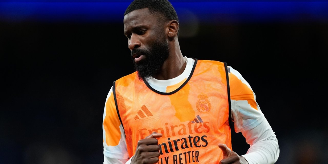 Real Madrid Oyuncusu Rudiger'e "Hakeme Cisim Fırlattığı" İçin 6 Maç Ceza