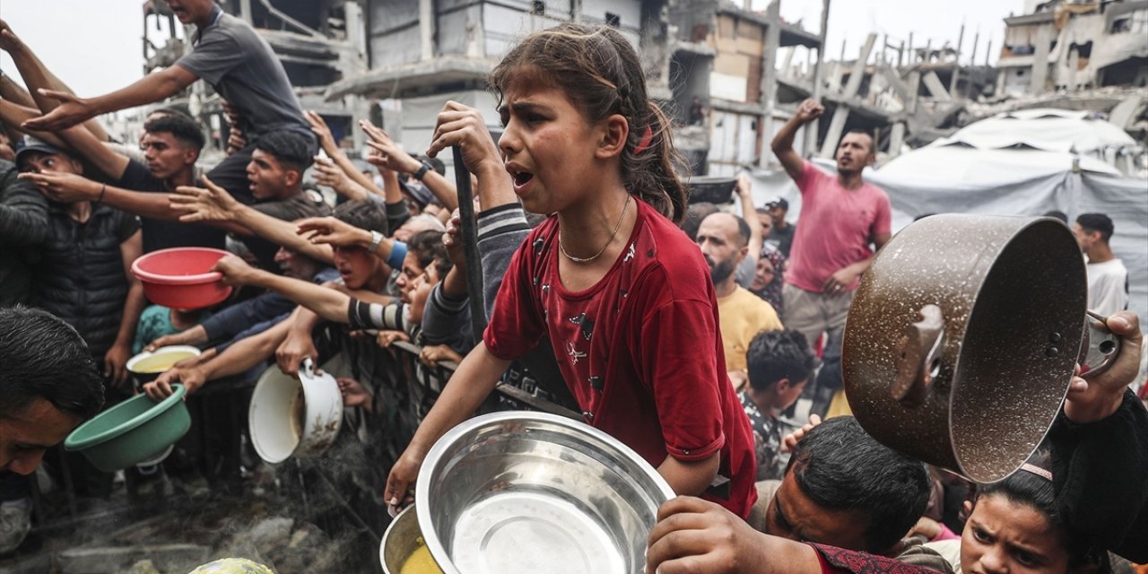 İsrail'in Gazze'ye İnsani Yardımları Engellemesi "Uluslararası Hukukun Açık İhlali" Olarak Değerlendiriliyor