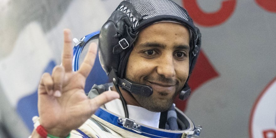 Tarihi Yolculuk İçin Geri Sayıma Başlayan BAE'nin İlk Astronotu İçin Özel Rehber: Uzayda Nasıl Namaz Kılacak?