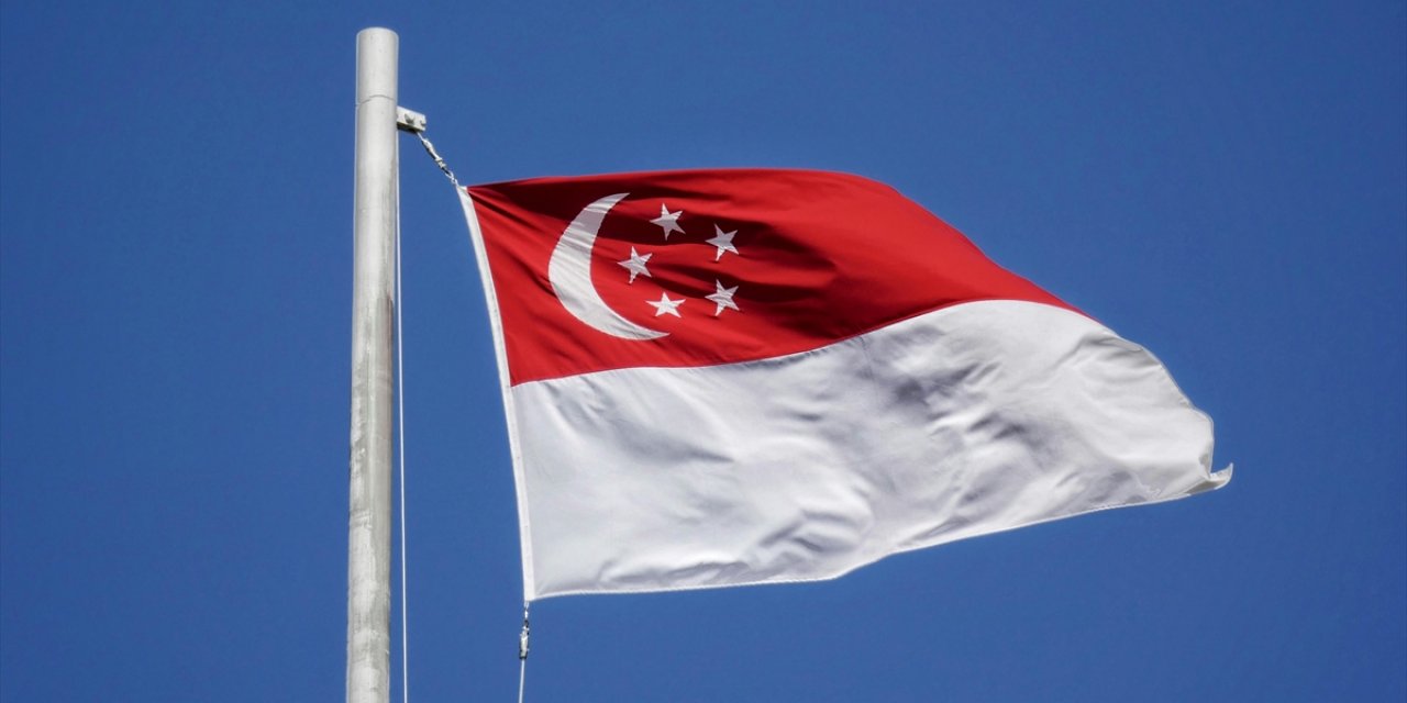 Singapur'da Yarınki Seçimlerde 66 Yıllık İktidarın Devam Etmesi Öngörülüyor