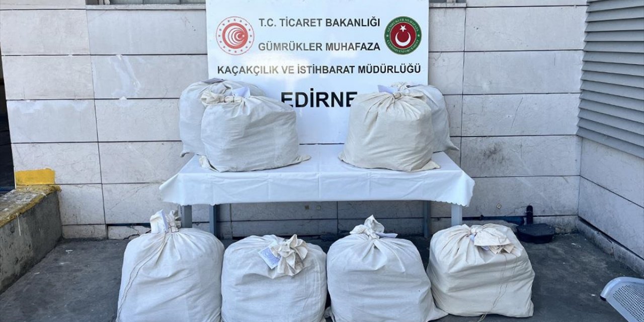 Kapıkule'de X-ray Taraması Yapılan Otobüste 87 Kilo 752 Gram Uyuşturucu Ele Geçirildi