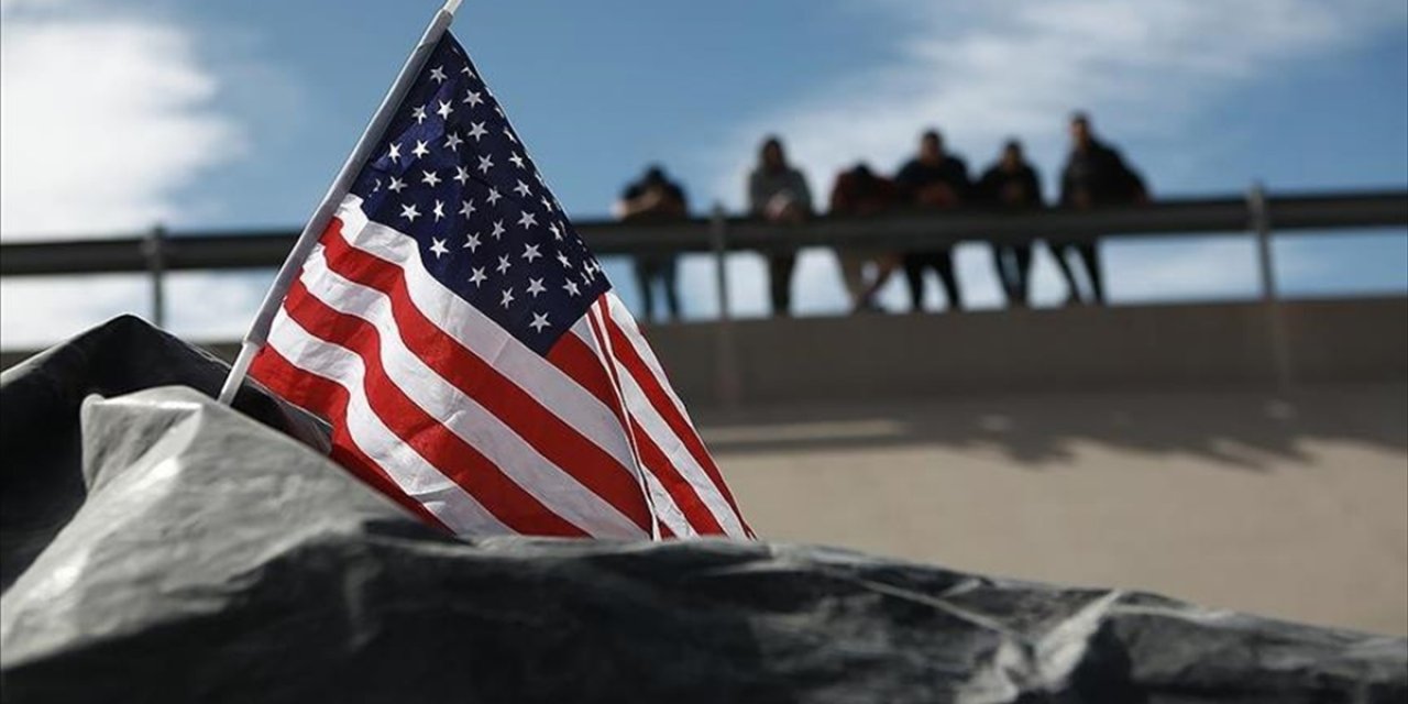 ABD Yönetimi, Colorado Ve Denver'a Göçmenlik Yasalarını Engellediği Gerekçesiyle Dava Açtı