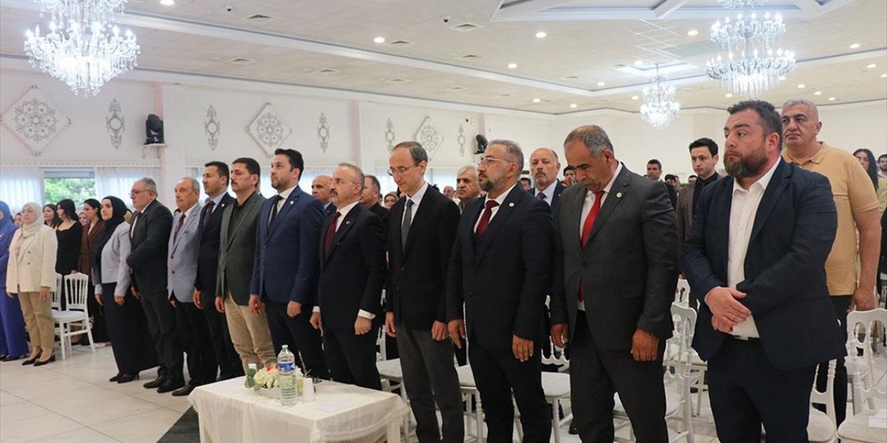 İçişleri Bakan Yardımcısı Turan, Fransa'da Türk Vatandaşlarıyla Buluştu