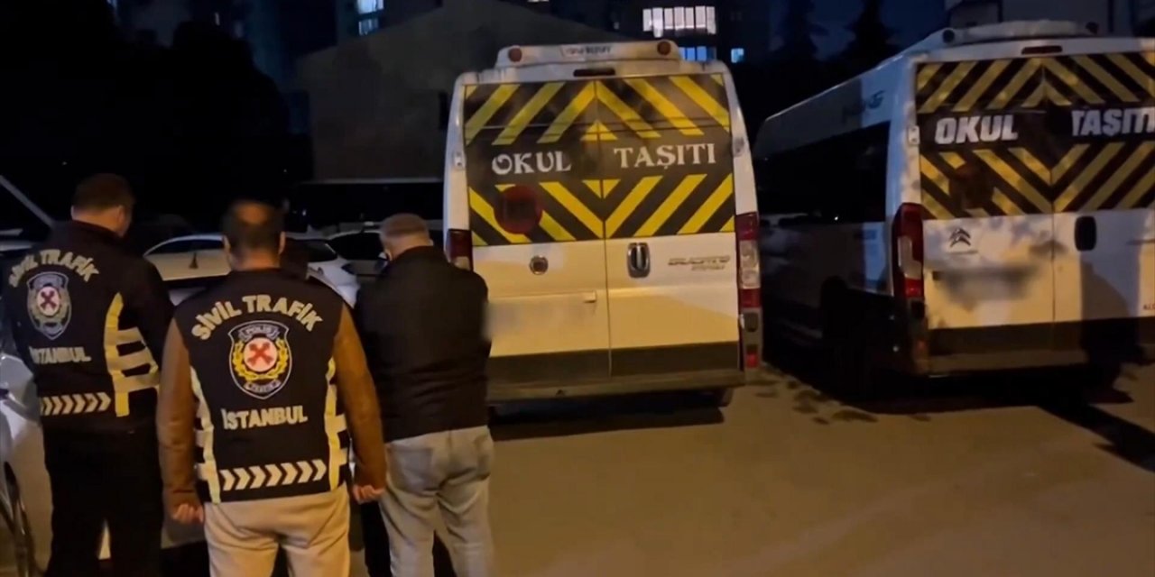 Esenyurt'ta Tehlikeli Araç Kullanan Servis Sürücüleri Yakalandı