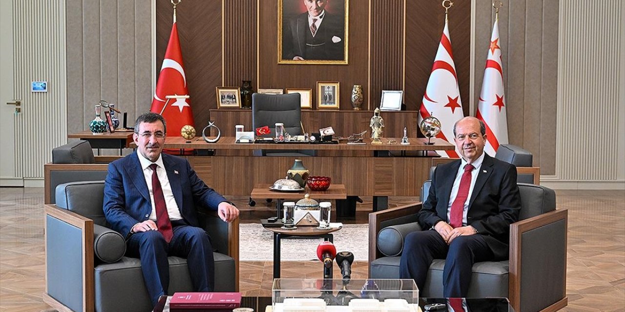 Cumhurbaşkanı Yardımcısı Yılmaz, KKTC Cumhurbaşkanı Tatar İle Görüştü