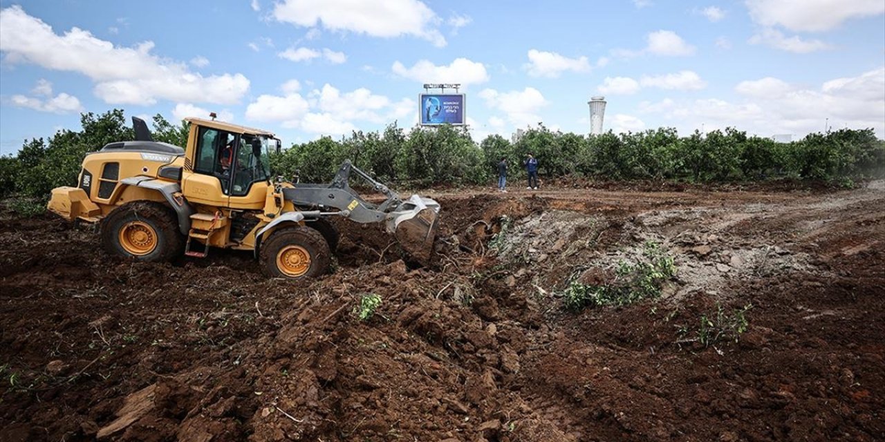 Husiler, ABD ve İsrail Hava Savunmalarını Aşarak Ben Gurion Havalimanı'nı Nasıl Vurdu?