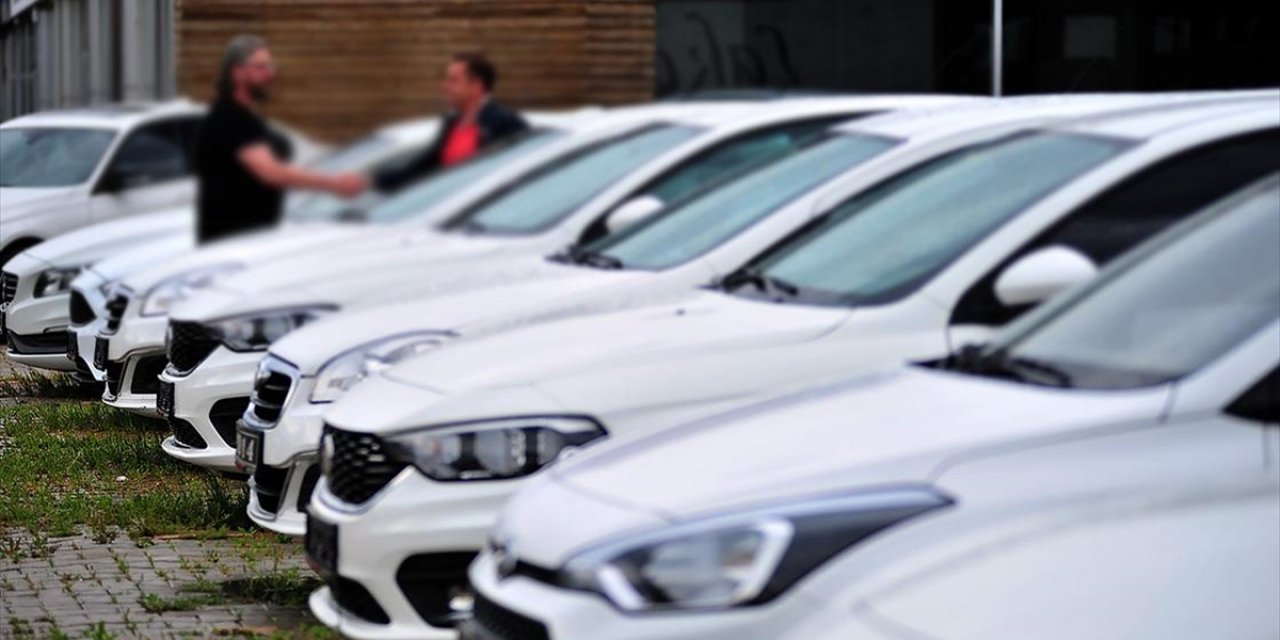 Otomobil ve Hafif Ticari Araç Pazarı Ocak-Nisan Döneminde Yüzde 2,7 Arttı