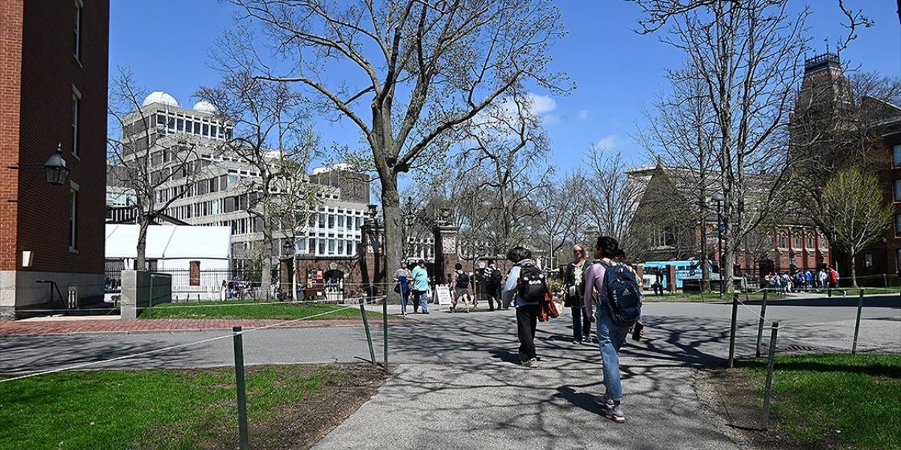 Harvard Rektörü Garber, Trump Yönetiminin Taleplerinin Akademik Bağımsızlığı Tehdit Ettiğini Belirtti