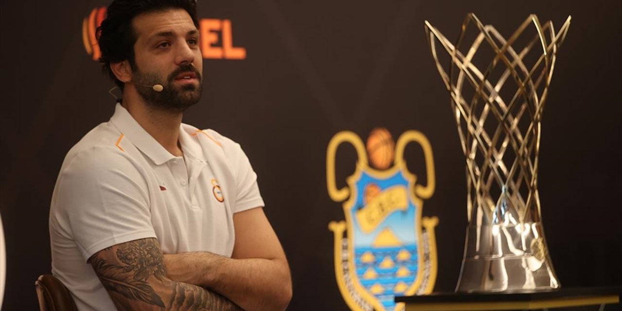 Galatasaray'ın Kaptanı Göksenin Köksal: İlk Maçımızda La Laguna Tenerife İle Karşılaşacağız