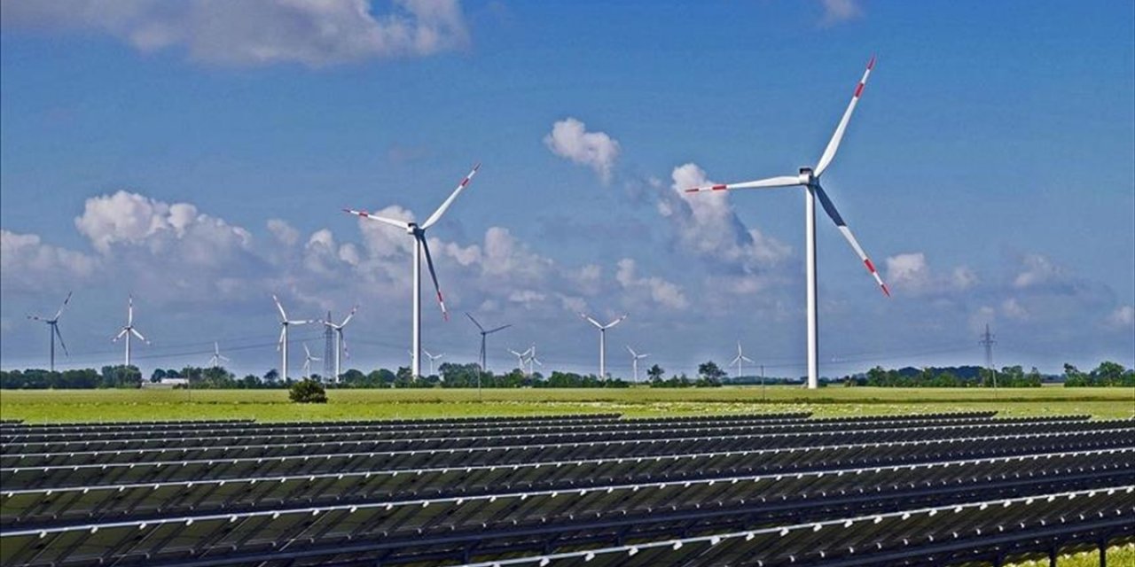Güneş ve Rüzgarda Yapılacak Yeni Yeka'lar Yaklaşık 2 Milyar Dolarlık Yatırım Getirecek