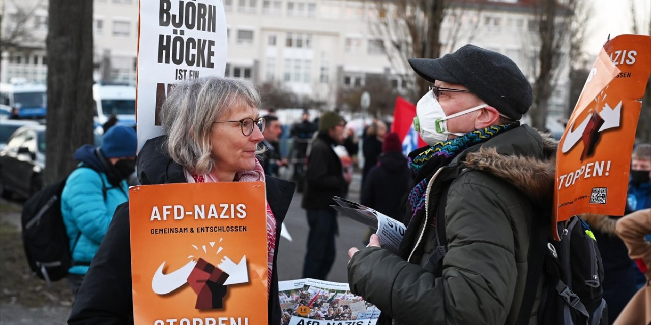 Almanya'da AfD'nin Yabancı Düşmanı ve İslam Karşıtı Tutumlarının Rapor Edildiği Gizli Belge Sızdırıldı