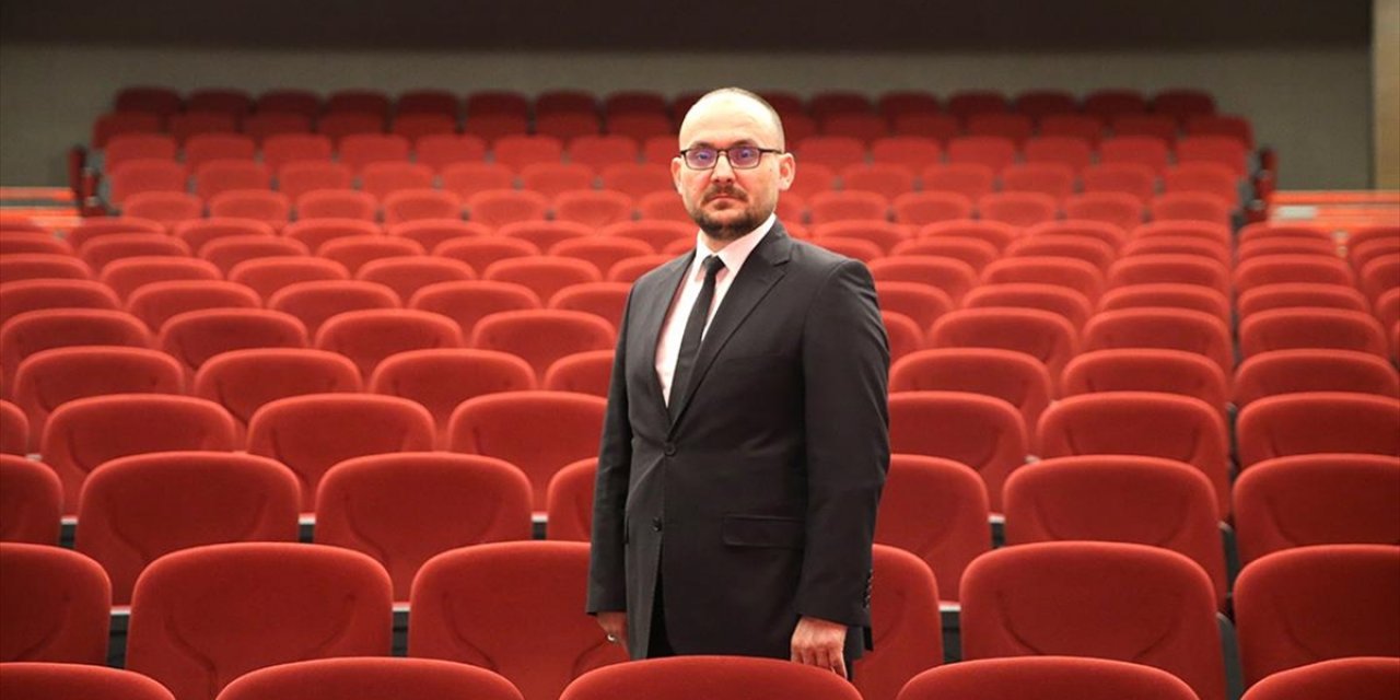 Rektör Alican'ın Kaleme Aldığı "Meryem" Sahnede Gazze'deki Dramı Anlatacak