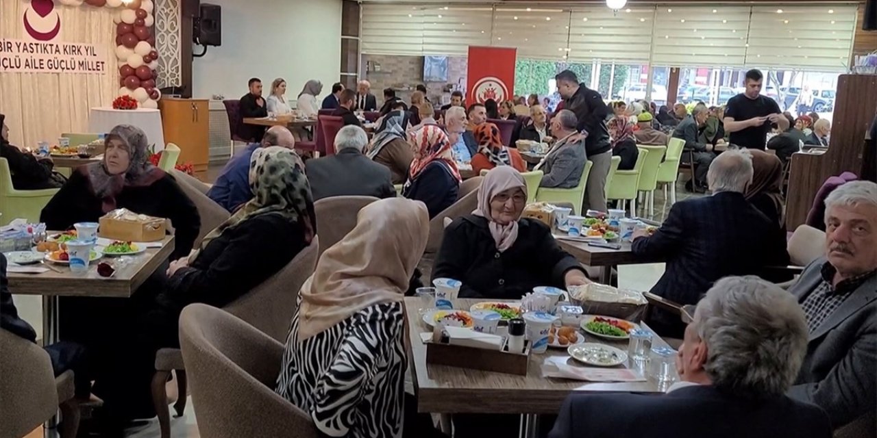 Samsun’da Evlilikleri 40 Yılı Aşan Çiftlere Özel Program Düzenlendi