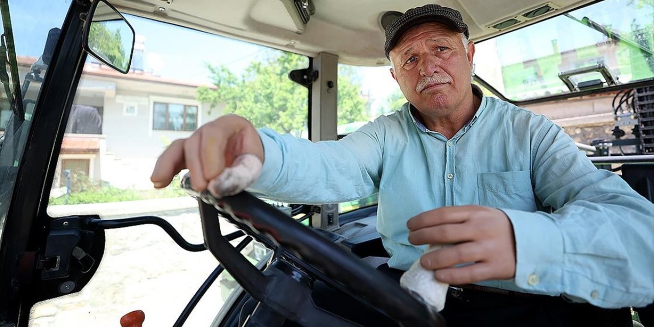 Kırklarelili Çiftçi Protez Kolları İle 30 Yıldır Üretime Katkı Sunuyor
