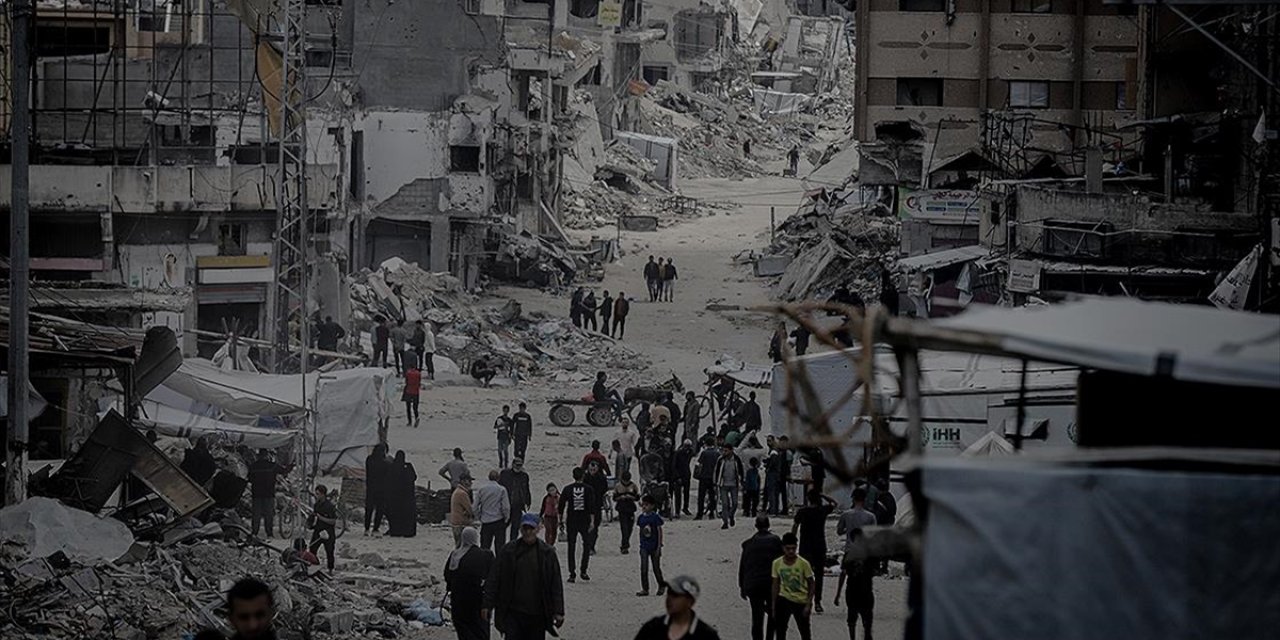 Dünyaca Ünlü Sanatçılar İsrail'in Gazze'deki Soykırımını Kınadı