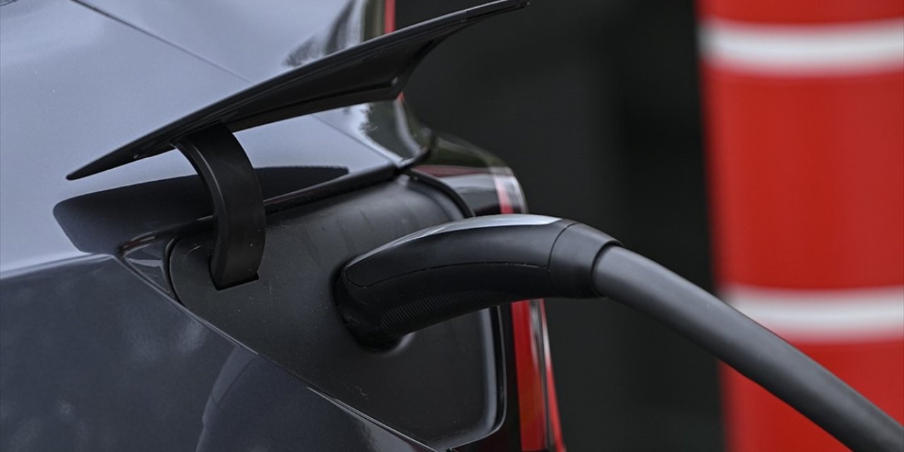 Elektrikli Araç Satışları Ticaret Belirsizliklerine Rağmen Nisanda Yüzde 29 Arttı