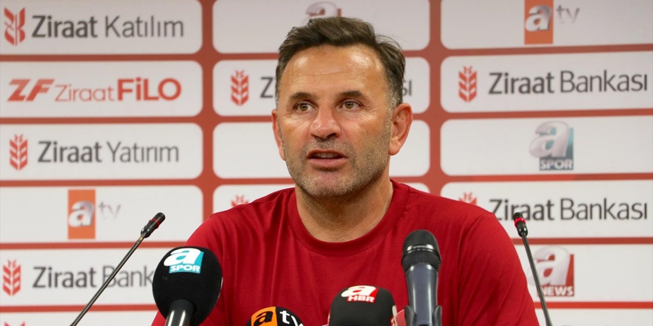 Galatasaray Teknik Direktörü Buruk: Birinci Kupayı Kazandık, Bundan Sonraki Hedefimiz Diğer Şampiyonluğumuzu İlan Etmek